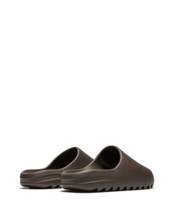 yeezy-Brown-Yeezy-Soot-Slides_1